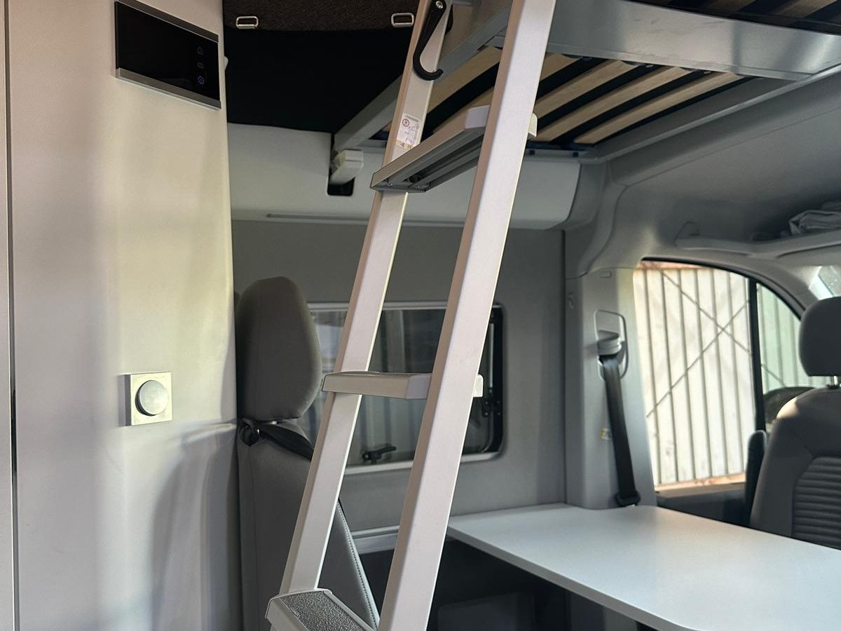 Leiter zum Bett oben